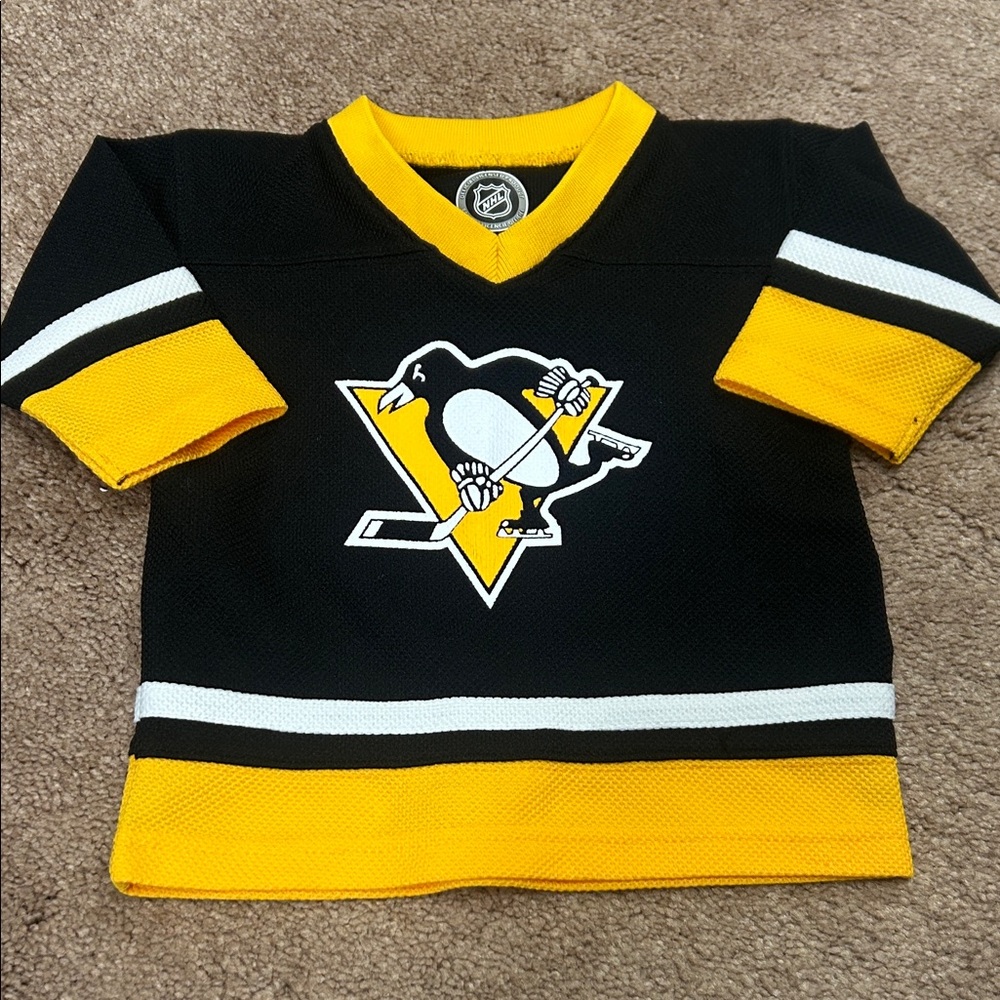 Pittsburgh Penguins Kids Black & Yellow Hockey Jersey bin d d22